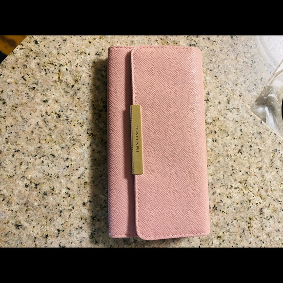 Pink Wallet - Picture 1 of 3